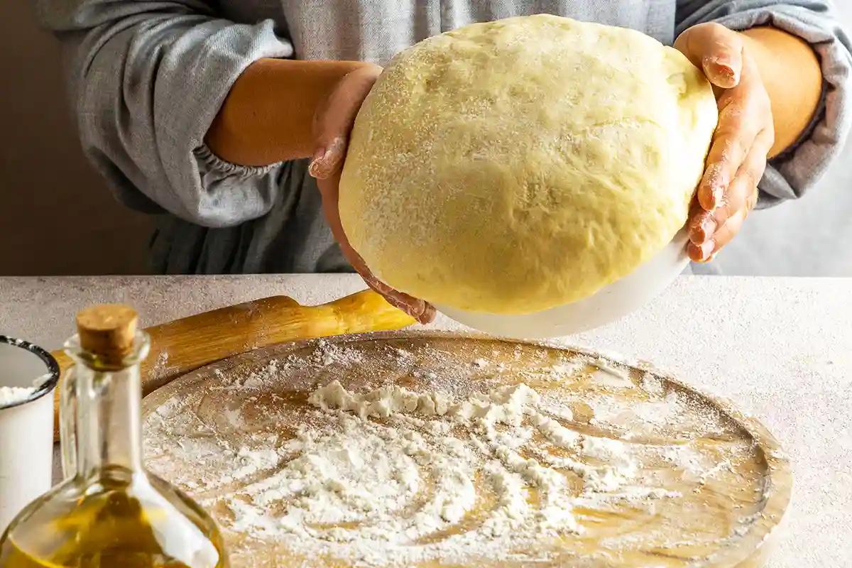 authentic Italian pizza from recipesinbox